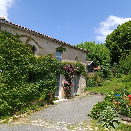 Maison Irondas Saint-Pierre-d'Aurillac 外观 照片