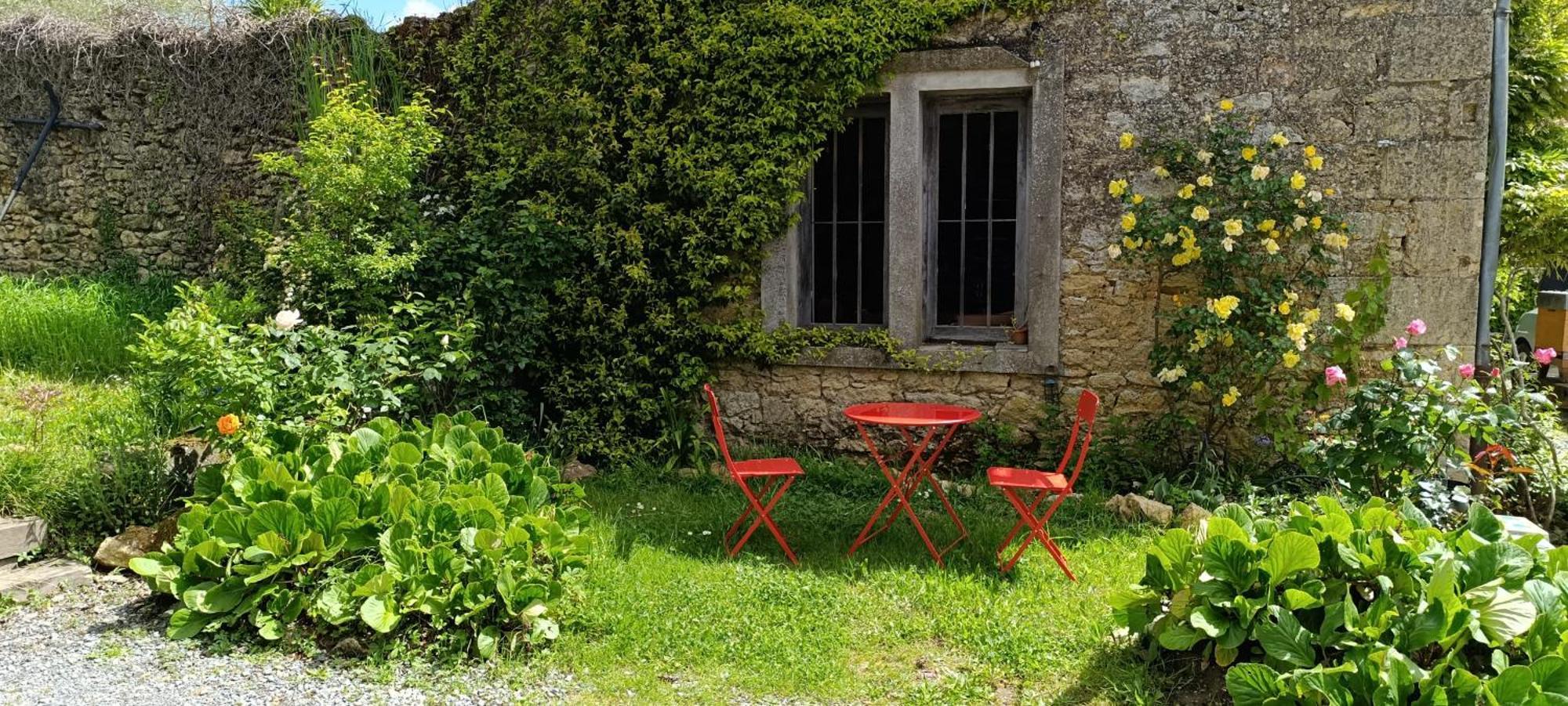 Maison Irondas Saint-Pierre-d'Aurillac 外观 照片